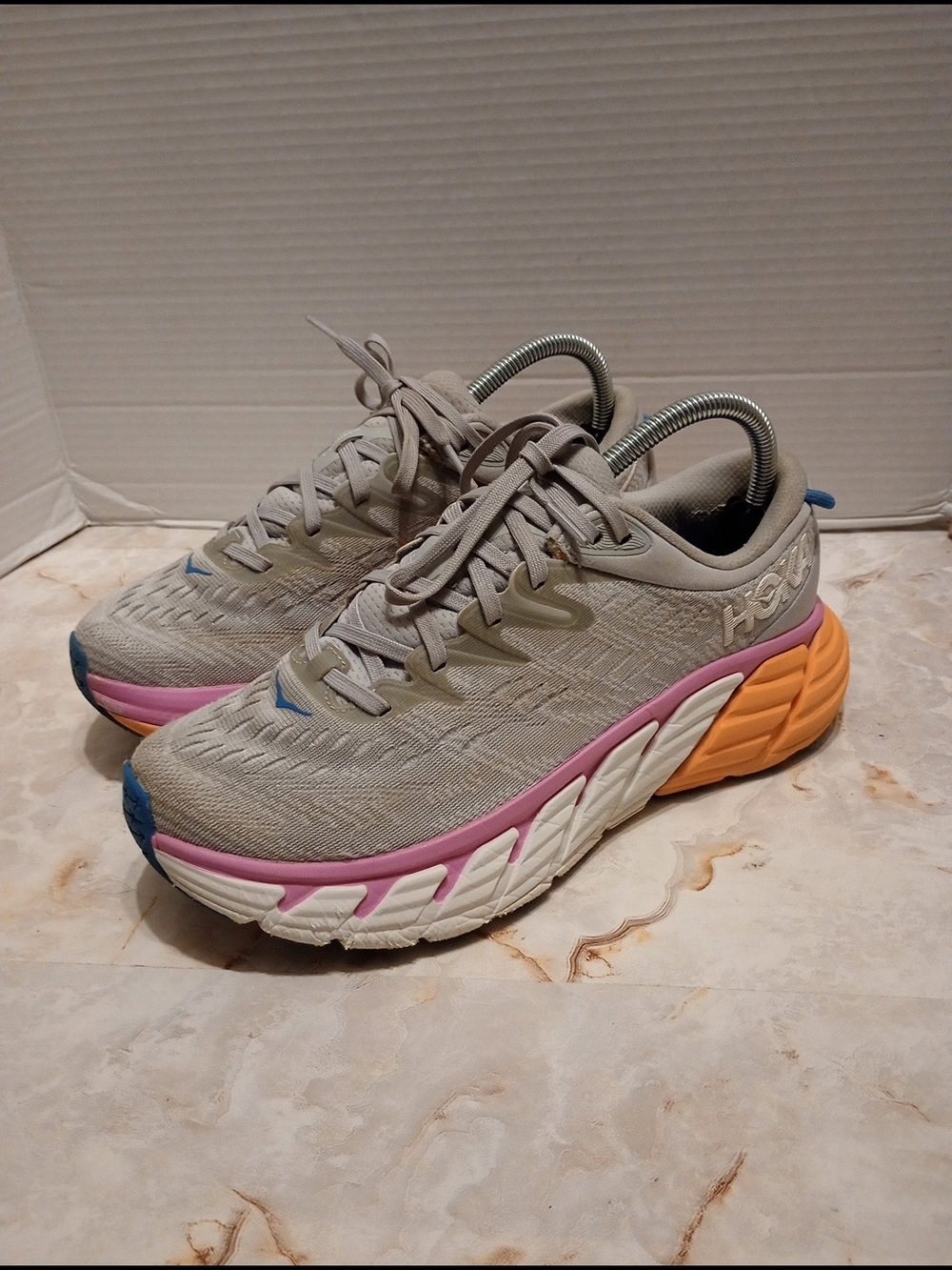 Hoka Graviota 4 Women's Size 8 B